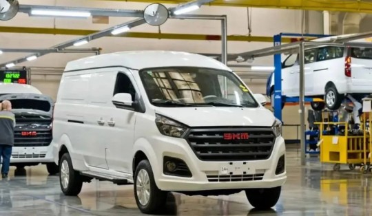 АвтоВАЗ грузопассажирских автомобилей под маркой SKM